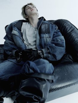 XngHan&Xoul (ซึงฮันแอนด์โซล) กลับมาอย่างเปล่งประกายด้วยมินิอัลบั้มชุดแรก "Glow" (โกลว์) นำเสนอสีสันทางดนตรีผ่าน 5 เพลงที่อิงจากซาวนด์ EDM หลากหลายแบบ